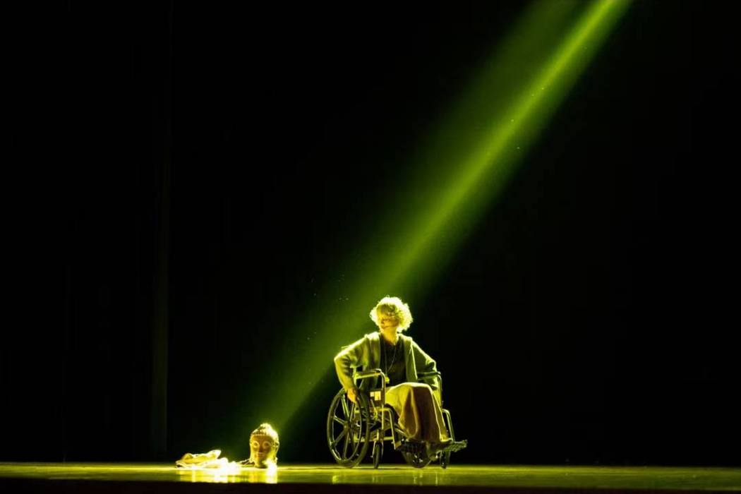 a single green beam